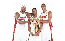 28圈中国-冠军选手深情致谢支持者 赛场内外共庆辉煌胜利