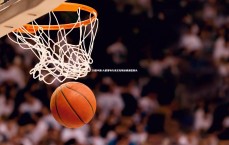 28圈中国-火箭客场力克尼克斯延续连胜势头